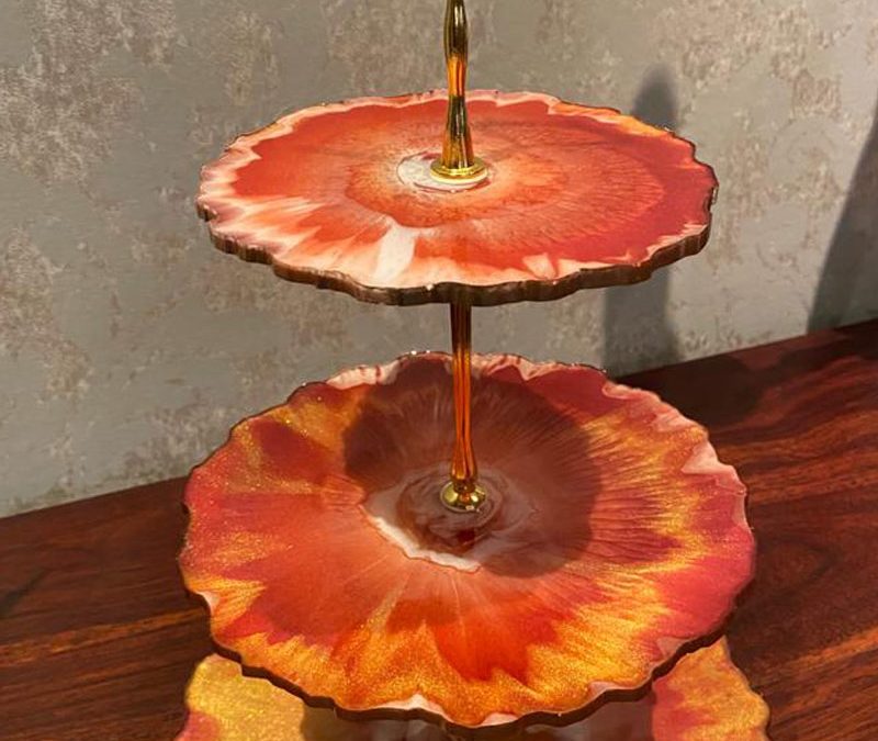 Etagere Rostrot-gold