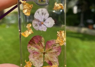 Kettenanhänger Transparent mit echten Blüten