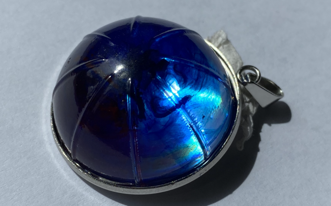 Kettenanhänger Blau-Transparent