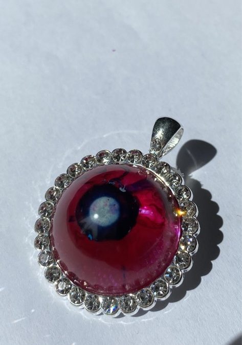 Kettenanhänger Pink